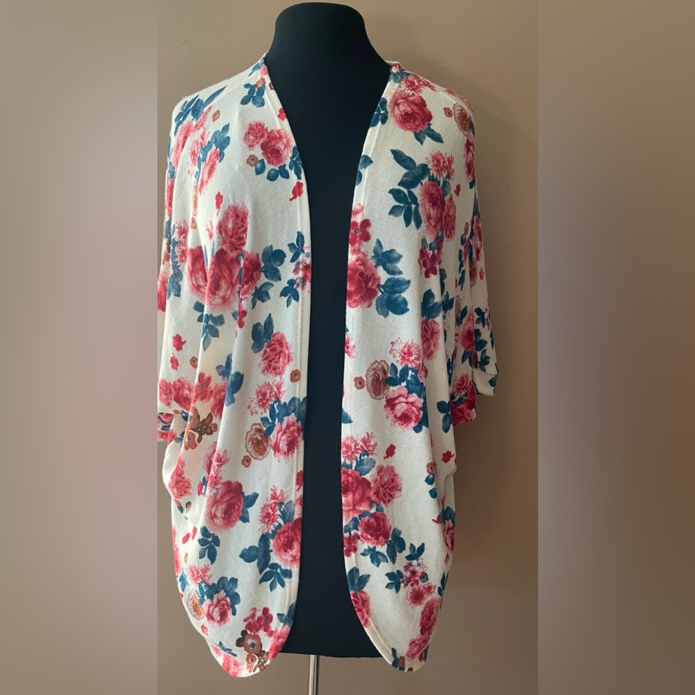 Hot Ginger Floral Cardigan size 1 XL